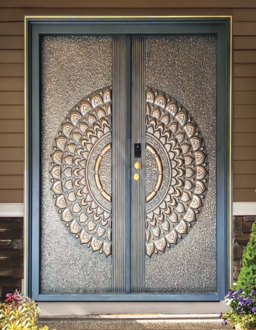 Keywee luxury door with elegant and modern design